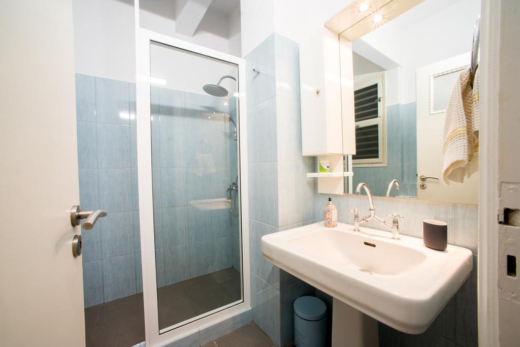 Central 5 Room Apartment Athens Exterior photo